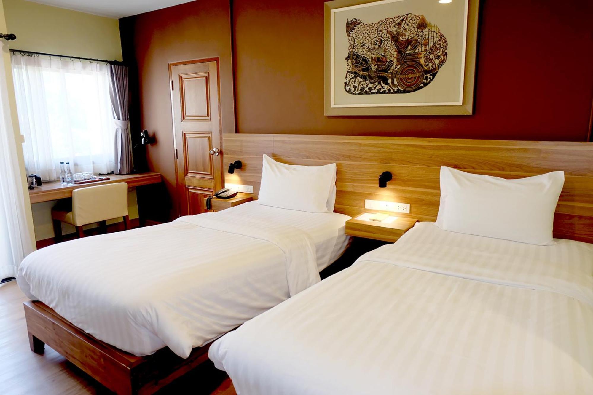 Siri Oriental Bangkok Hotel Room photo